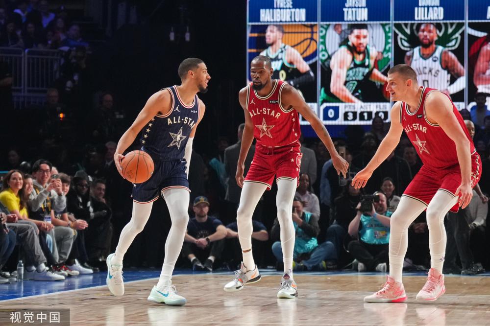 在与巨星云 在与巨星云